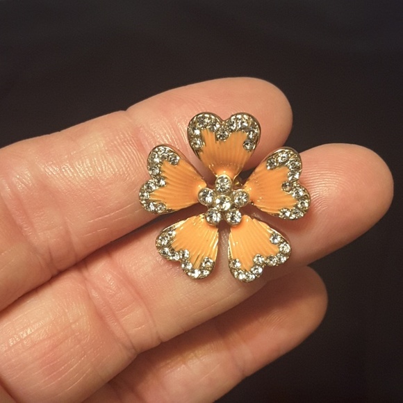 Peachy/Orange Earrings - Picture 3 of 4